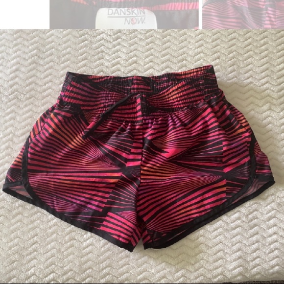 Danskin Now Pants - Danskin Now Geometric Print Running Shorts sz S